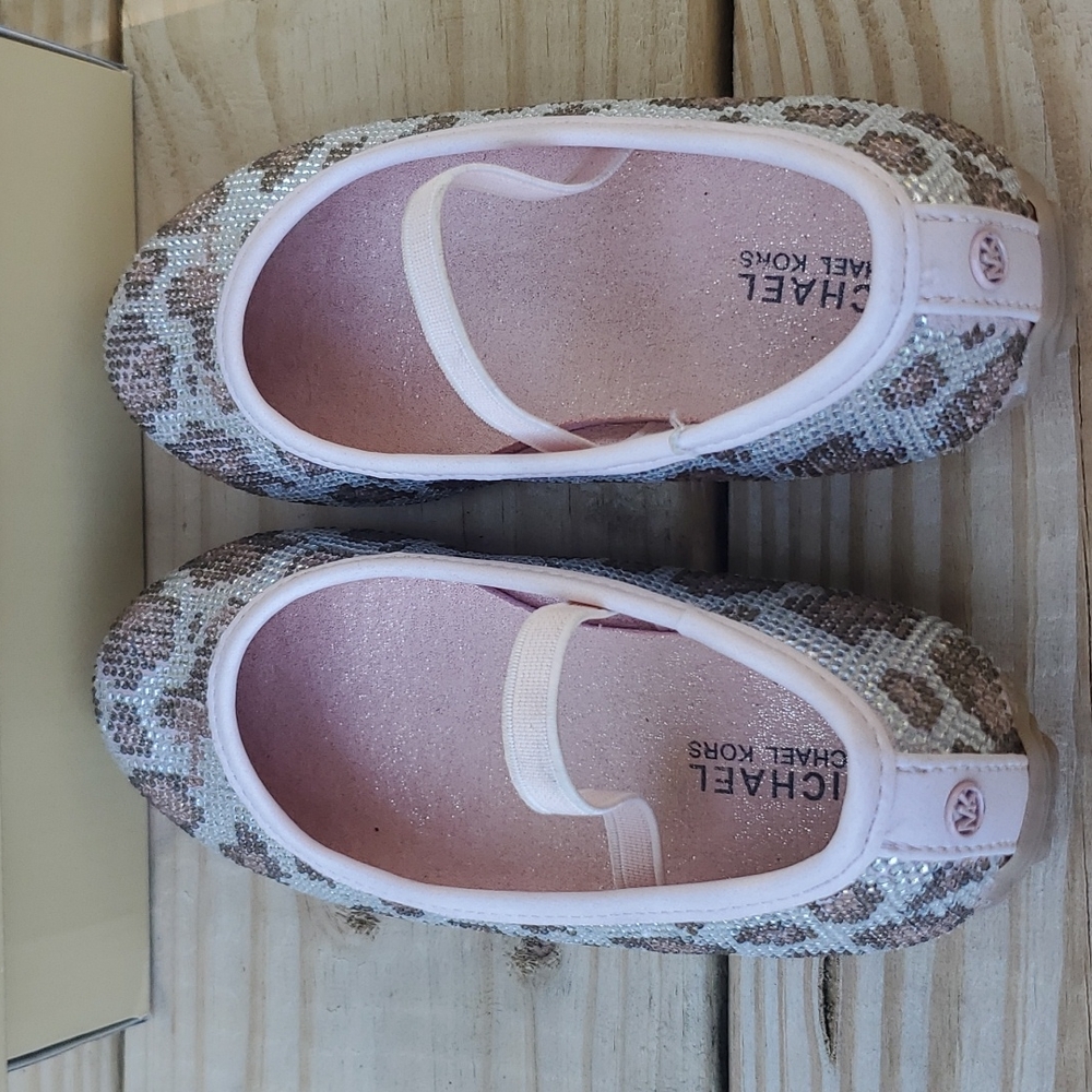 Michael Kors pink leopard girl's size 10 - Picture 2 of 16
